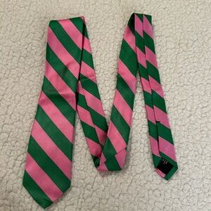 Collared Green men’s pink and bright green striped silk tie / Box 10-50